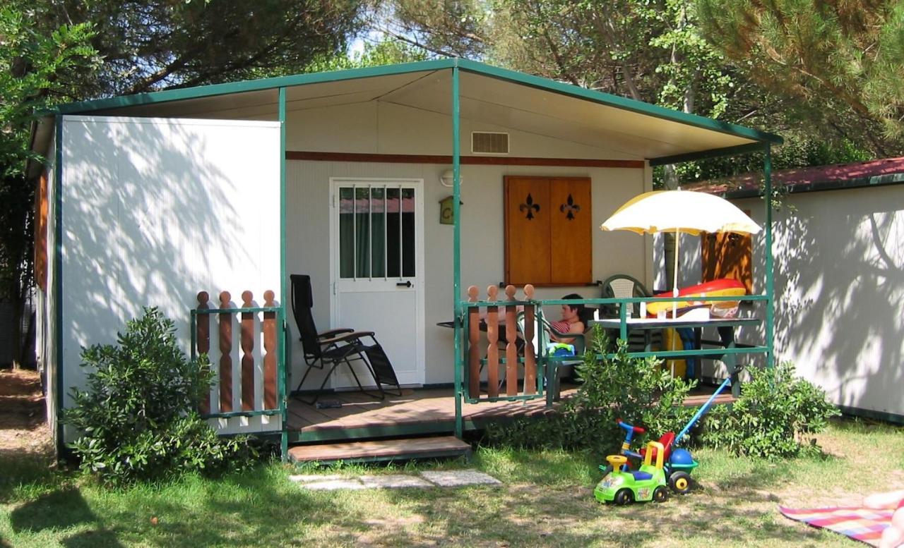 Camping Badiaccia Village Castiglione del Lago Esterno foto