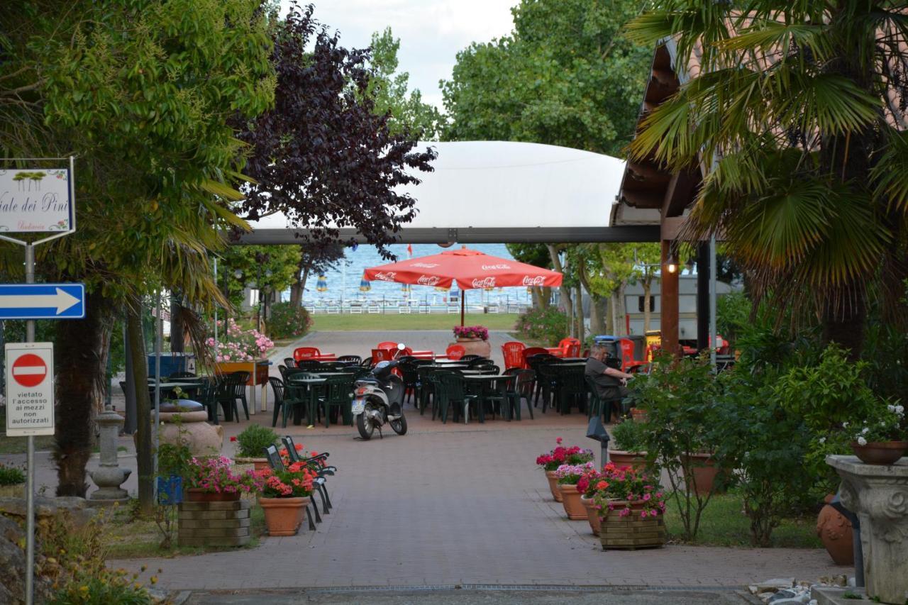 Camping Badiaccia Village Castiglione del Lago Esterno foto