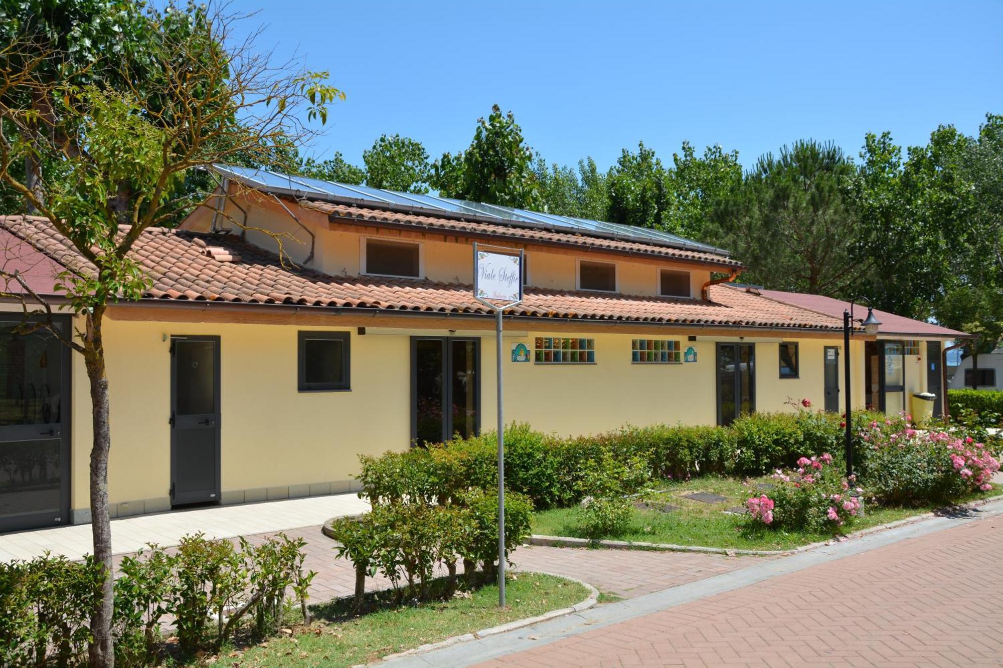 Camping Badiaccia Village Castiglione del Lago Esterno foto