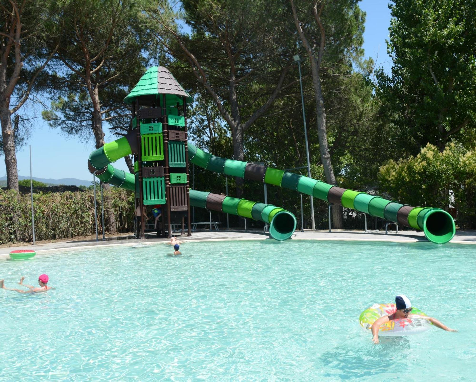 Camping Badiaccia Village Castiglione del Lago Esterno foto